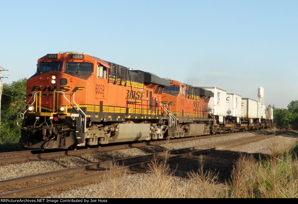 BNSF 6059 East